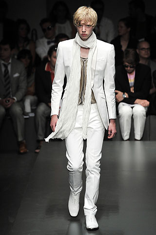 Gianfranco Ferre / - 2010